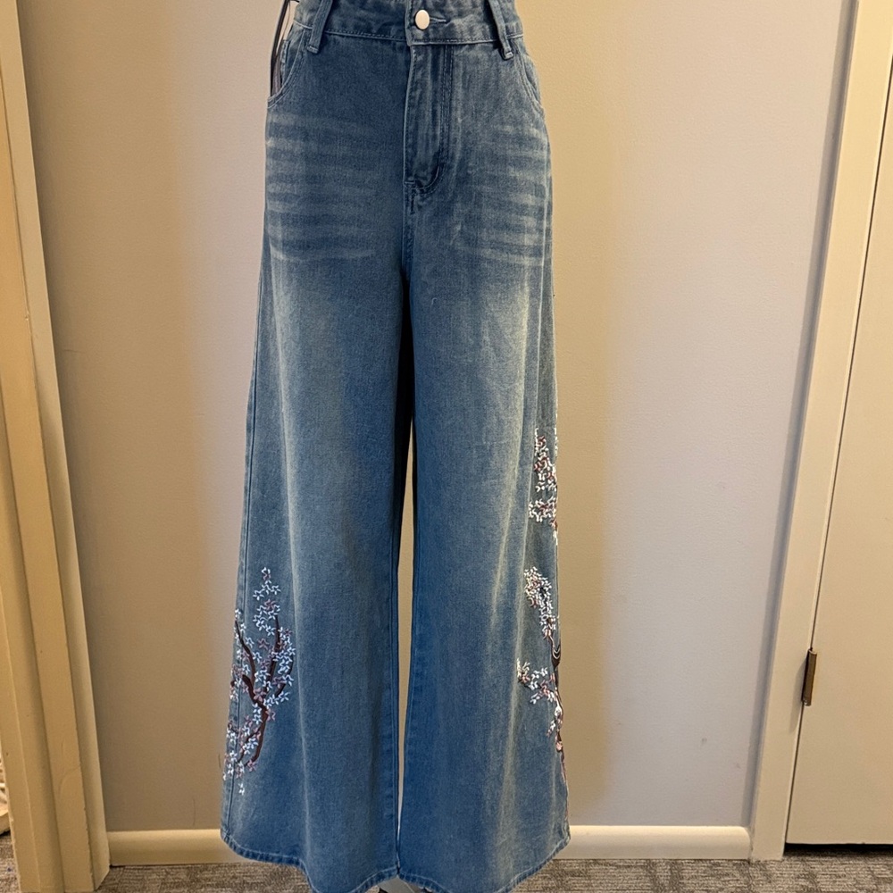 ROMWE Blue Wide-Leg Embroidered Men's Relaxed Jeans